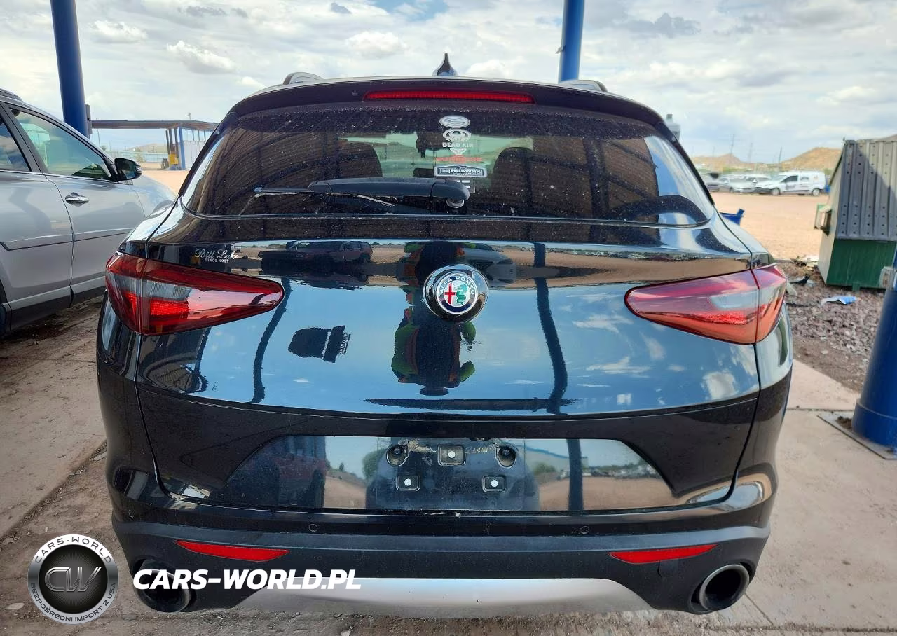 2018 Alfa Romeo Stelvio Ti Sport VIN:ZASFAKNN5J7C00380 - 6