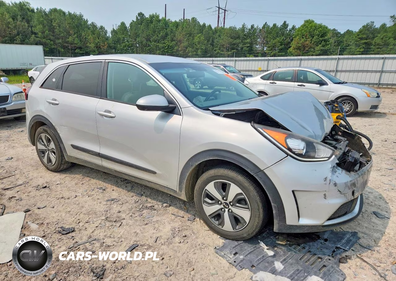 2017 Kia Niro Fe VIN:KNDCB3LCXH5044116 - 4