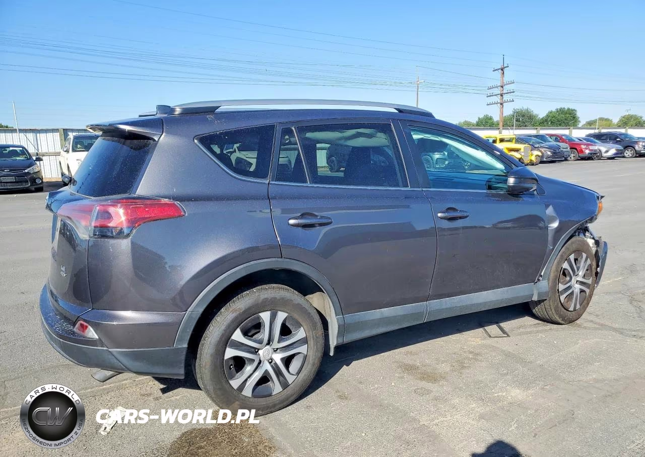 2017 Toyota Rav4 Le VIN:2T3BFREV4HW603489 - 3