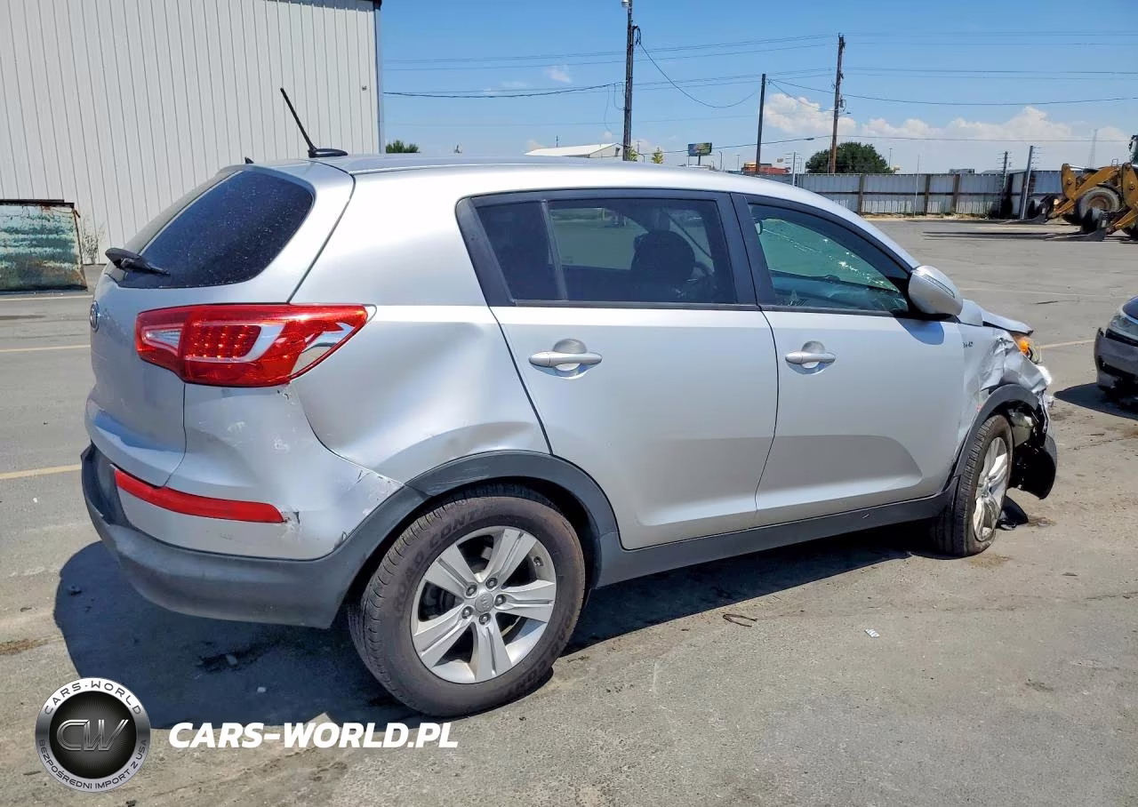 2012 Kia Sportage Lx VIN:KNDPBCA26C7271554 - 3