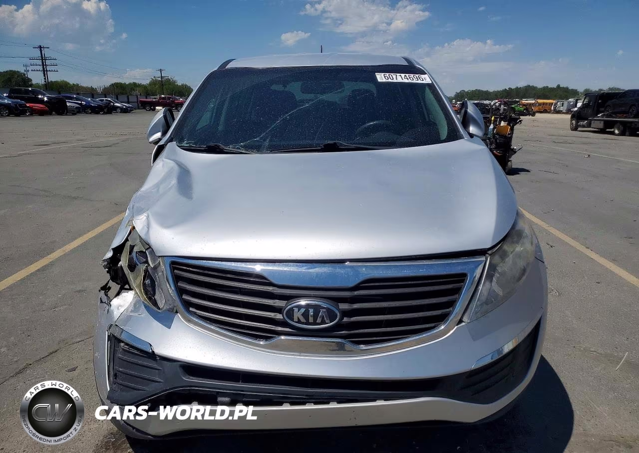 2012 Kia Sportage Lx VIN:KNDPBCA26C7271554 - 5