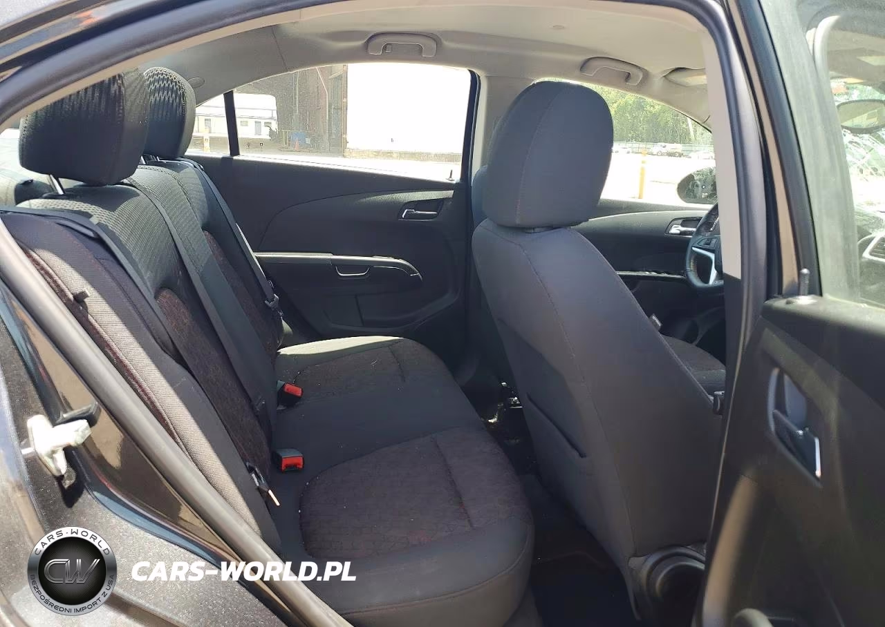 2018 Chevrolet Sonic Lt VIN:1G1JD5SH8J4111858 - 10
