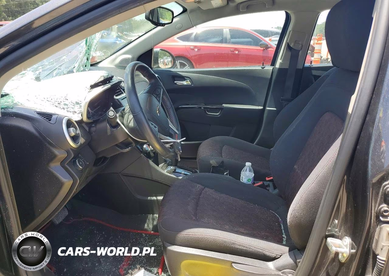 2018 Chevrolet Sonic Lt VIN:1G1JD5SH8J4111858 - 7