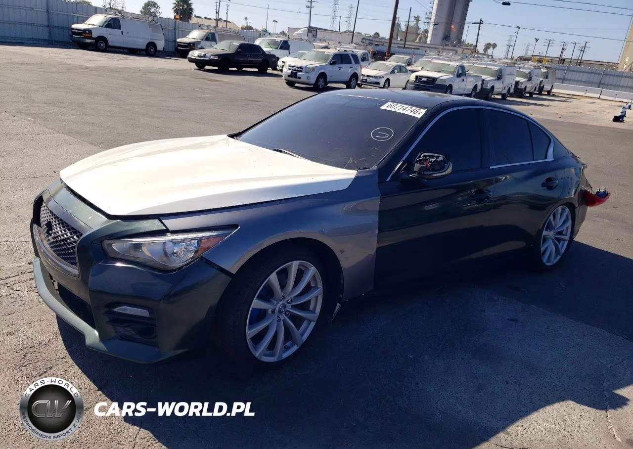 2015 Infiniti Q50 Premium – zdjęcie 1 z 13