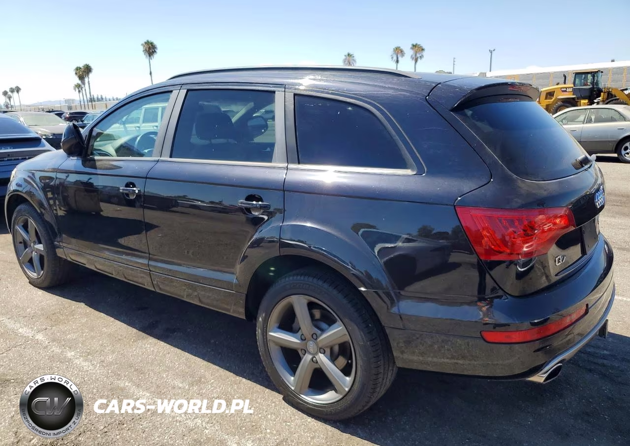 2015 Audi Q7 Premium Plus VIN:WA1LGAFE0FD009732 - 2