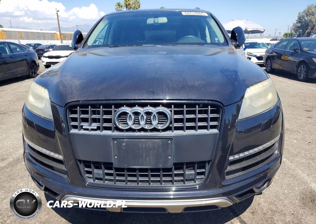 2015 Audi Q7 Premium Plus VIN:WA1LGAFE0FD009732 - 5