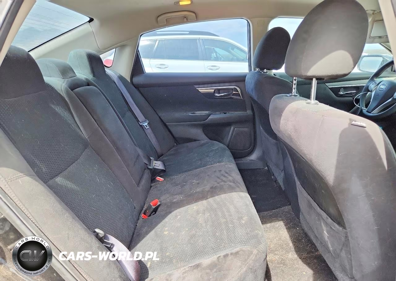 2014 Nissan Altima 2.5 S VIN:1N4AL3AP0EN389599 - 10