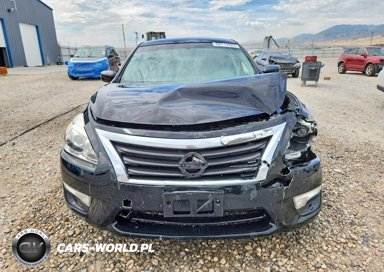 2014 Nissan Altima 2.5 S VIN:1N4AL3AP0EN389599 - 5