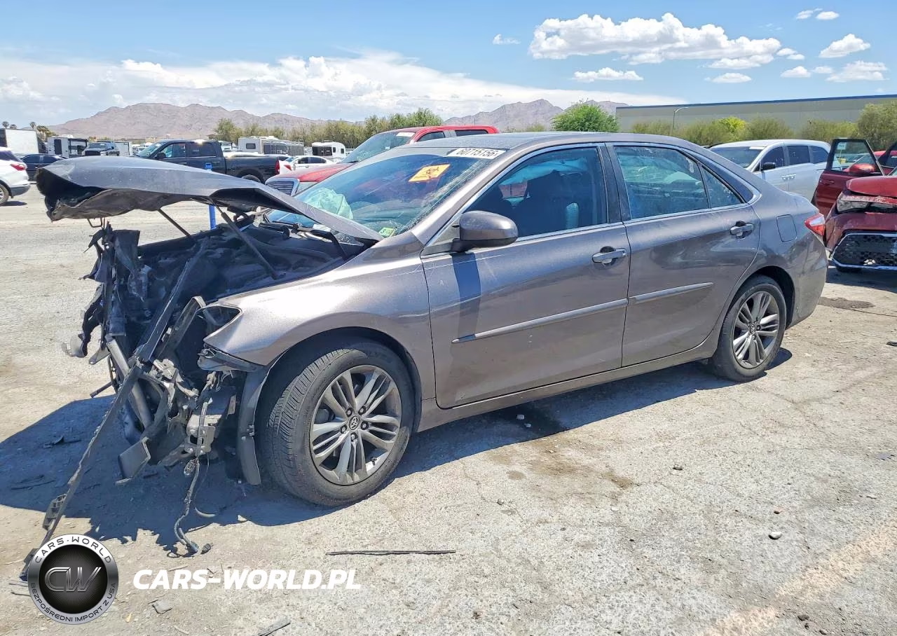 2015 Toyota Camry Se – zdjęcie 1 z 13