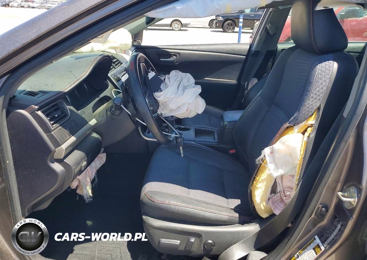 2015 Toyota Camry Se VIN:4T1BF1FKXFU477411 - 7