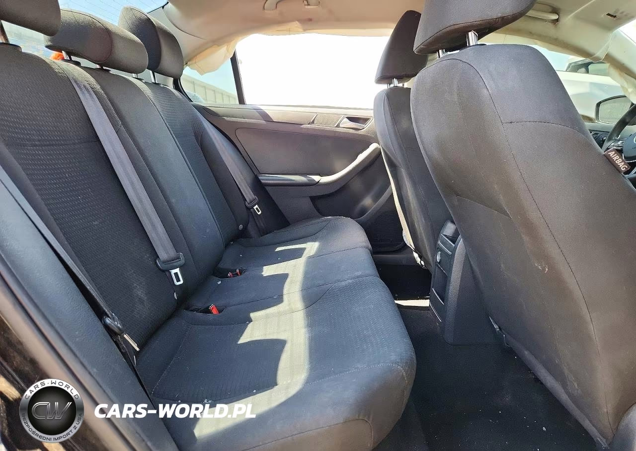 2015 Volkswagen Jetta Base VIN:3VW2K7AJ5FM338385 - 10