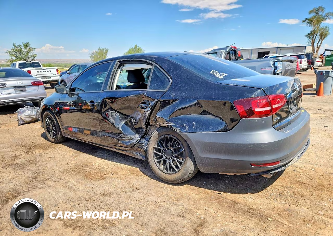 2015 Volkswagen Jetta Base VIN:3VW2K7AJ5FM338385 - 2