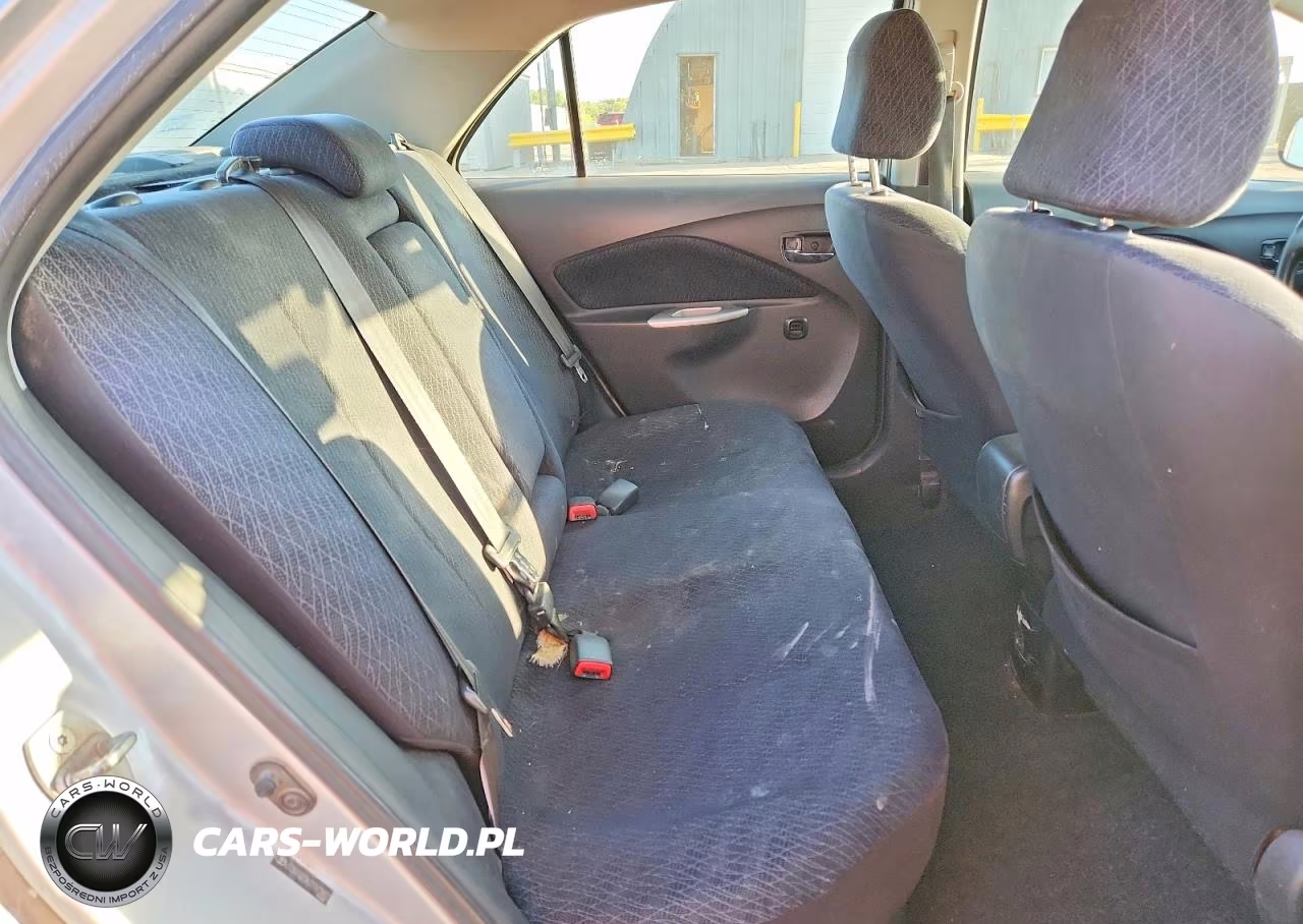 2007 Toyota Yaris Base VIN:JTDBT923671173652 - 10