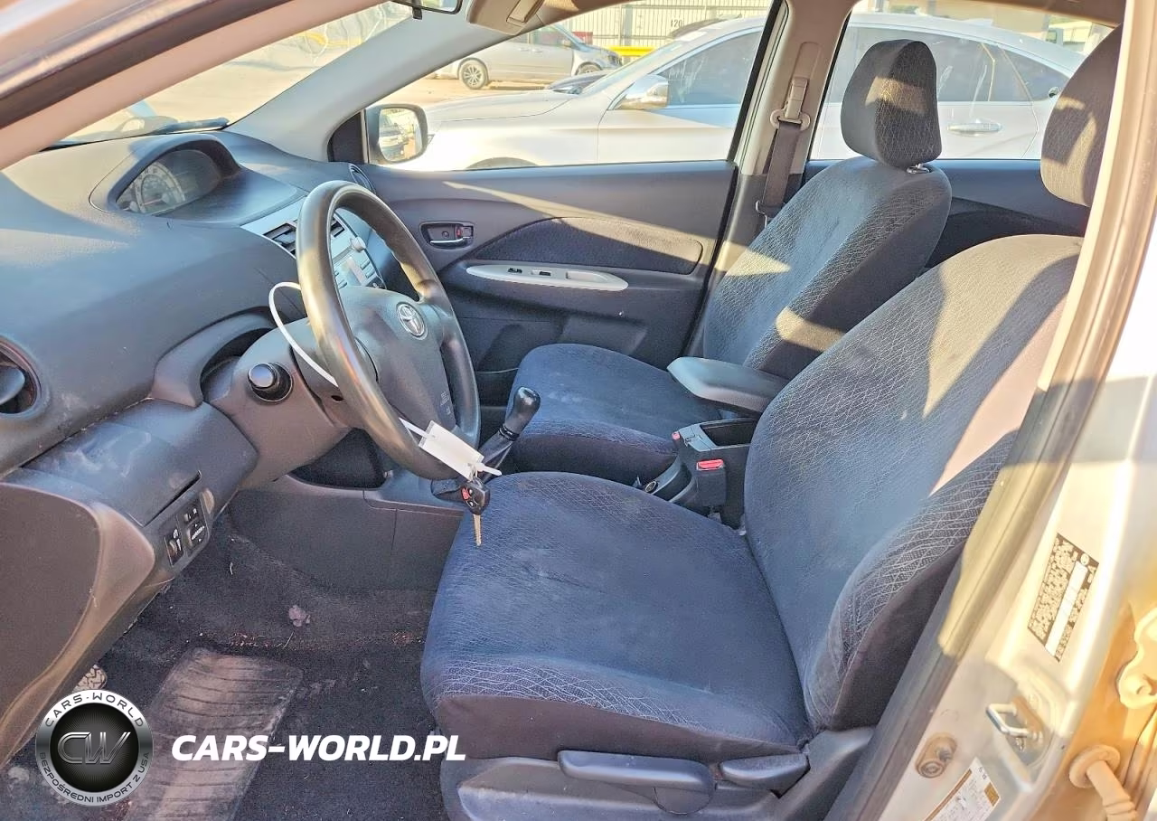 2007 Toyota Yaris Base VIN:JTDBT923671173652 - 7