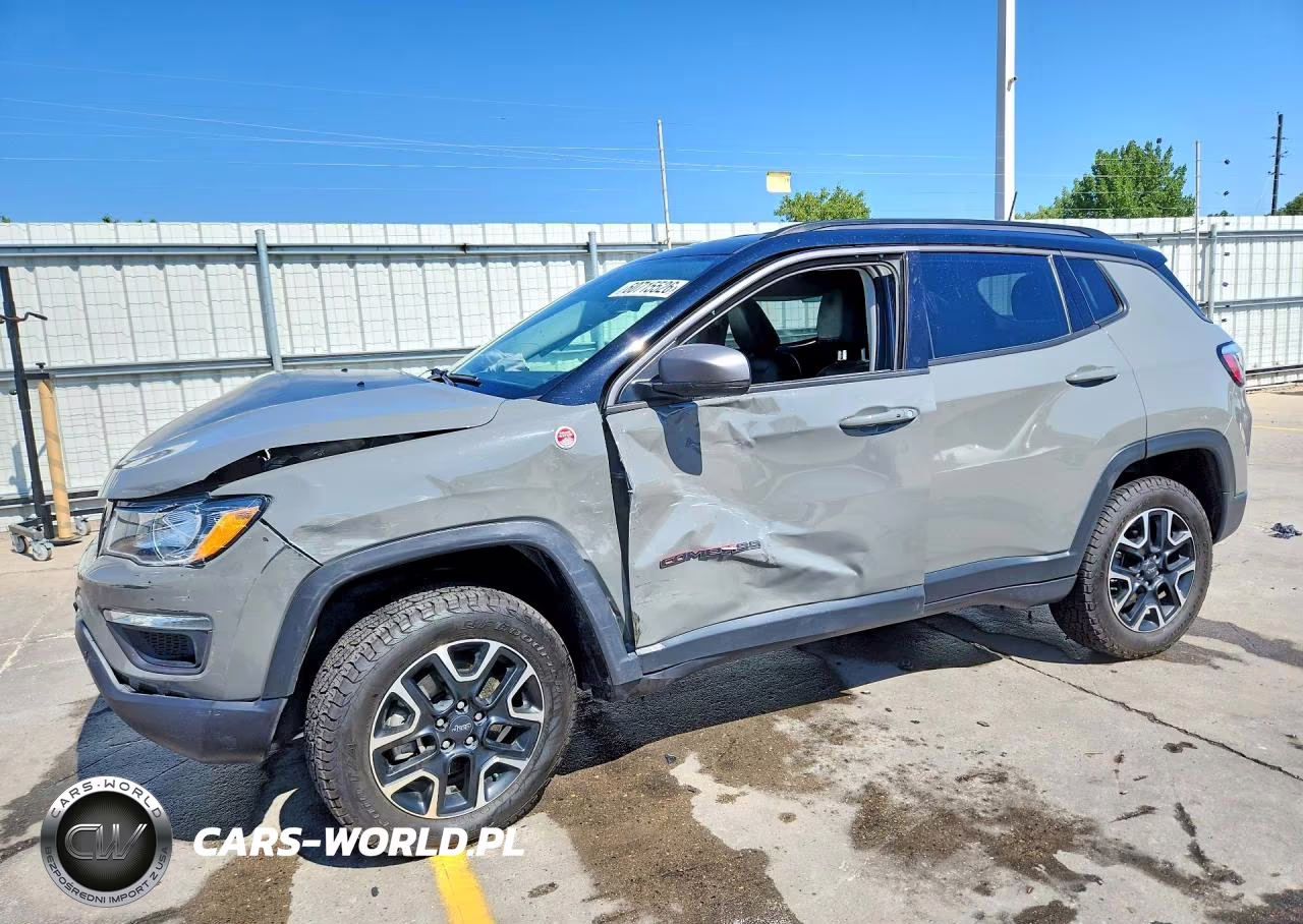2020 Jeep Compass Trailhawk – zdjęcie 1 z 14