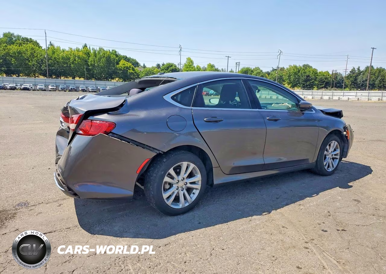 2016 Chrysler 200 Limited VIN:1C3CCCAB2GN166690 - 3