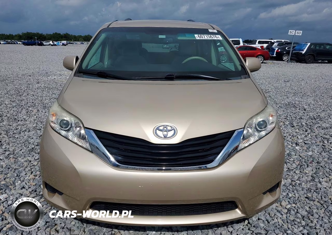 2013 Toyota Sienna Le VIN:5TDKK3DC8DS391863 - 5