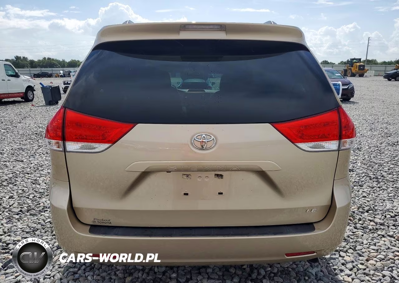 2013 Toyota Sienna Le VIN:5TDKK3DC8DS391863 - 6