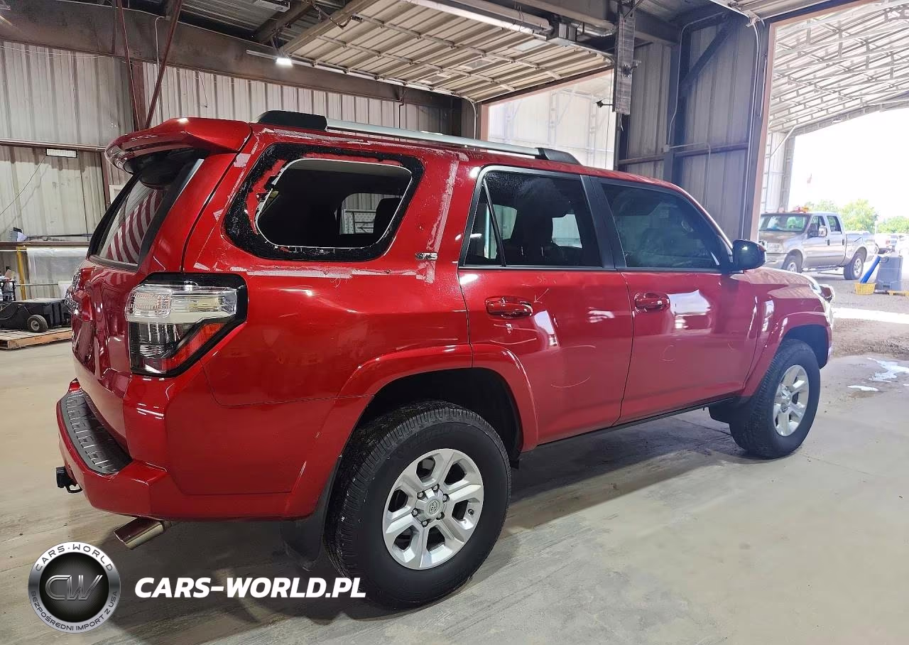 2021 Toyota 4Runner Sr5 VIN:JTEMU5JR7M5878240 - 3