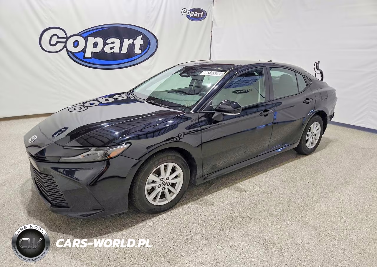 2025 Toyota Camry Le – zdjęcie 1 z 13
