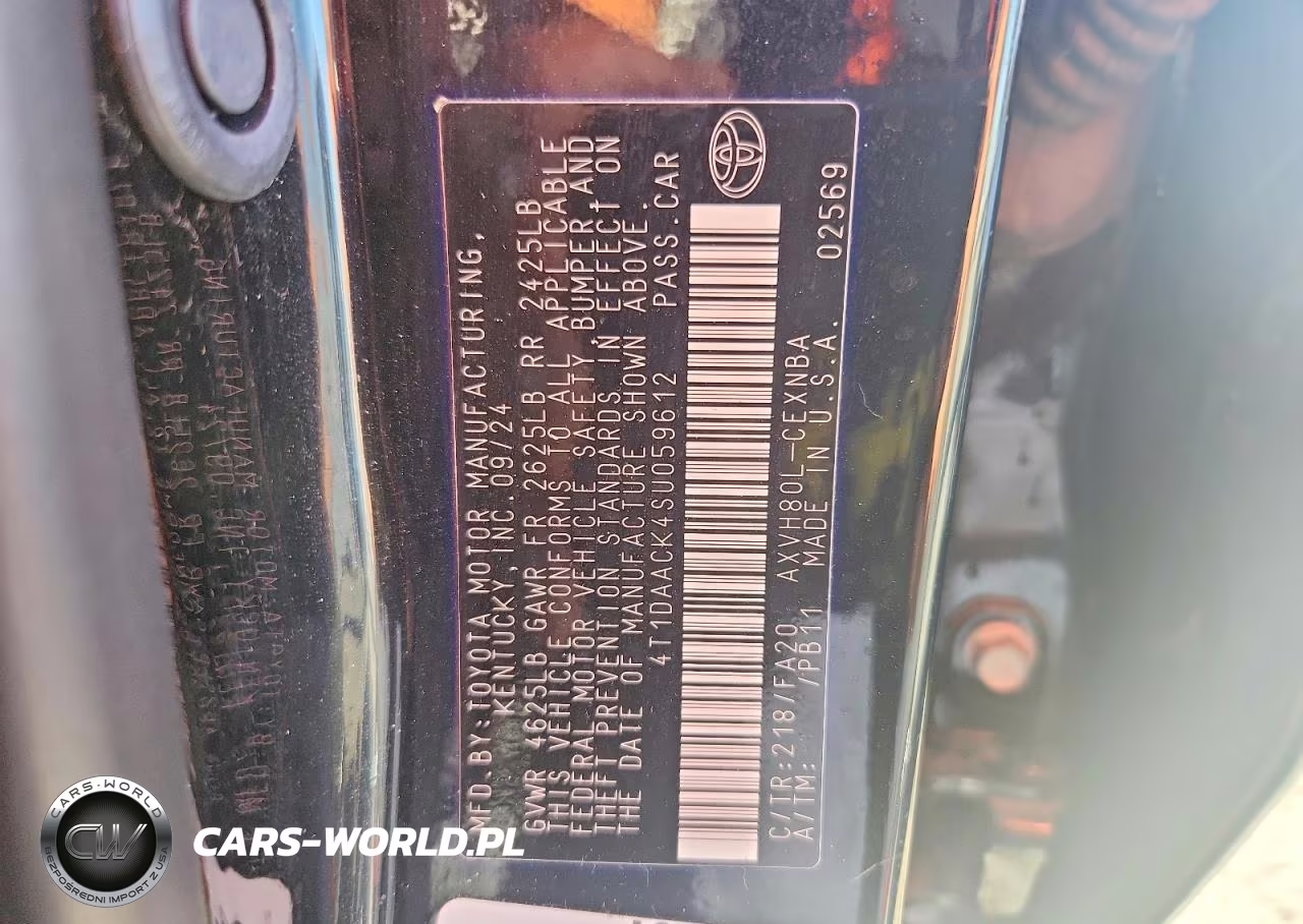 2025 Toyota Camry Le VIN:4T1DAACK4SU059612 - 13