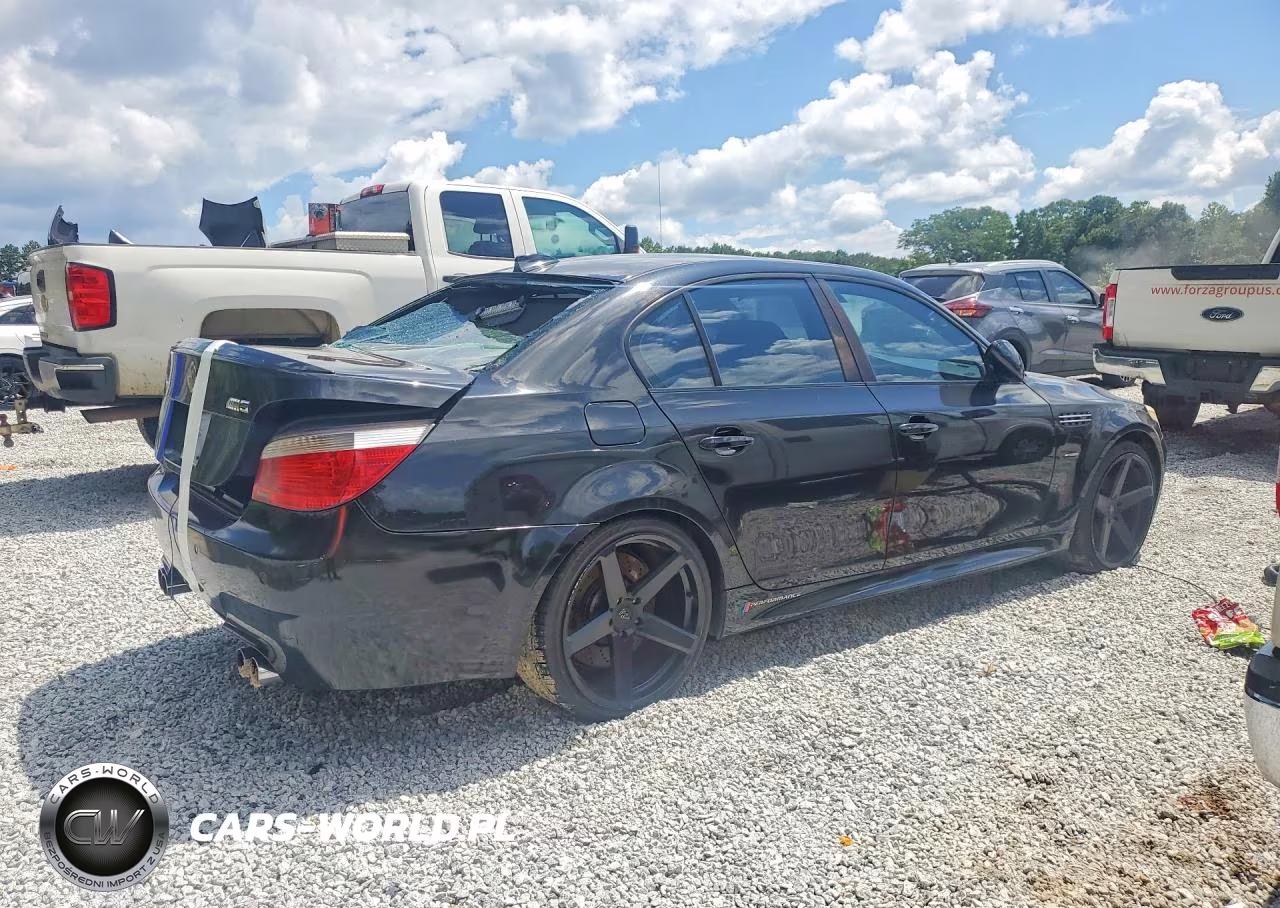2007 BMW M5 VIN:WBSNB93517CX07881 - 3