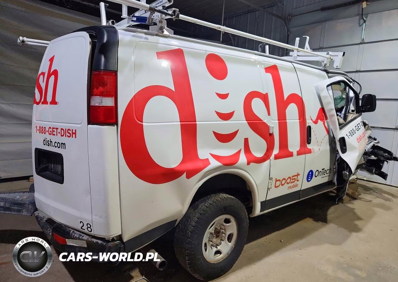 2020 Chevrolet Express G2500 VIN:1GCWGAFG1L1277061 - 3