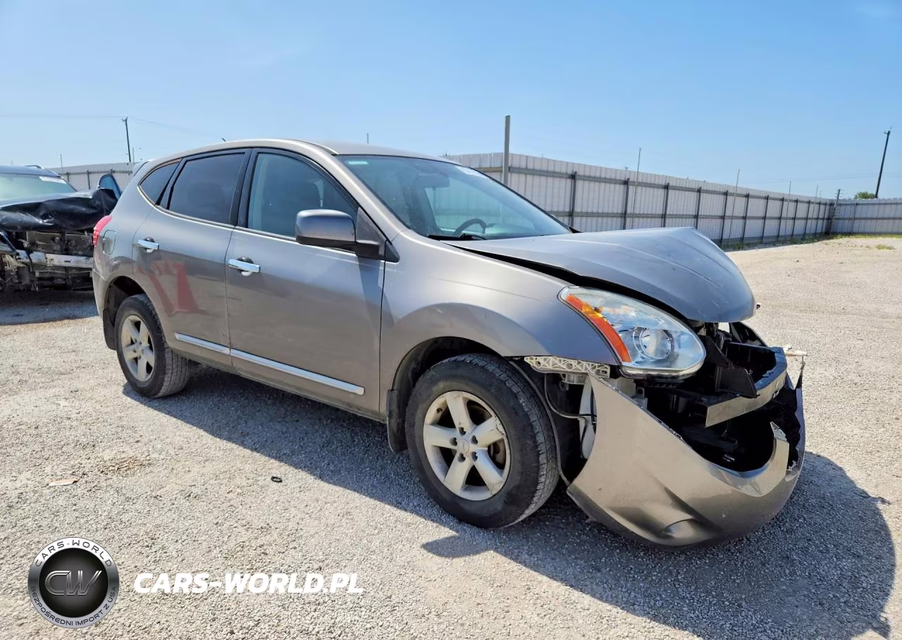 2013 Nissan Rogue S VIN:JN8AS5MT7DW038638 - 4