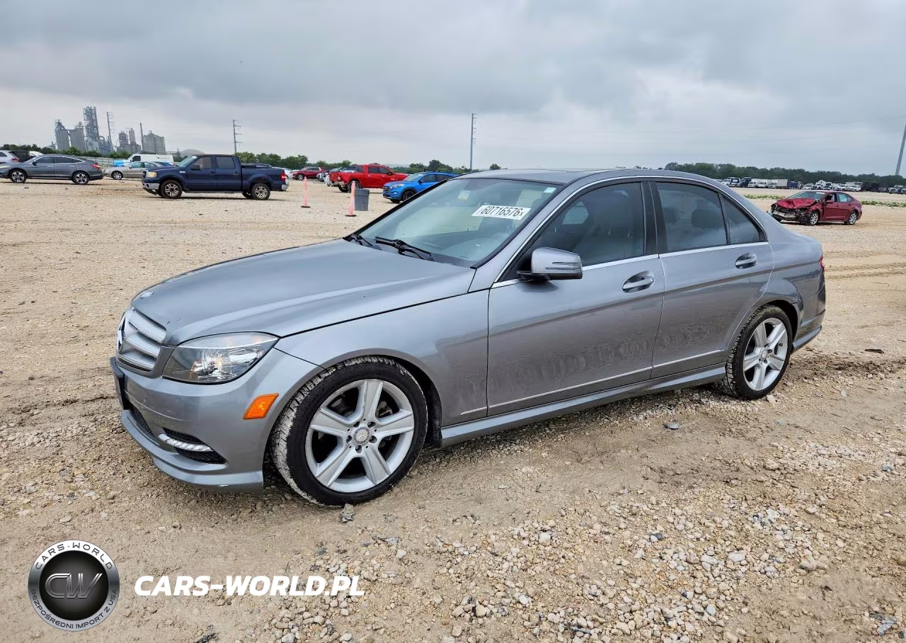 2011 Mercedes-Benz C 300