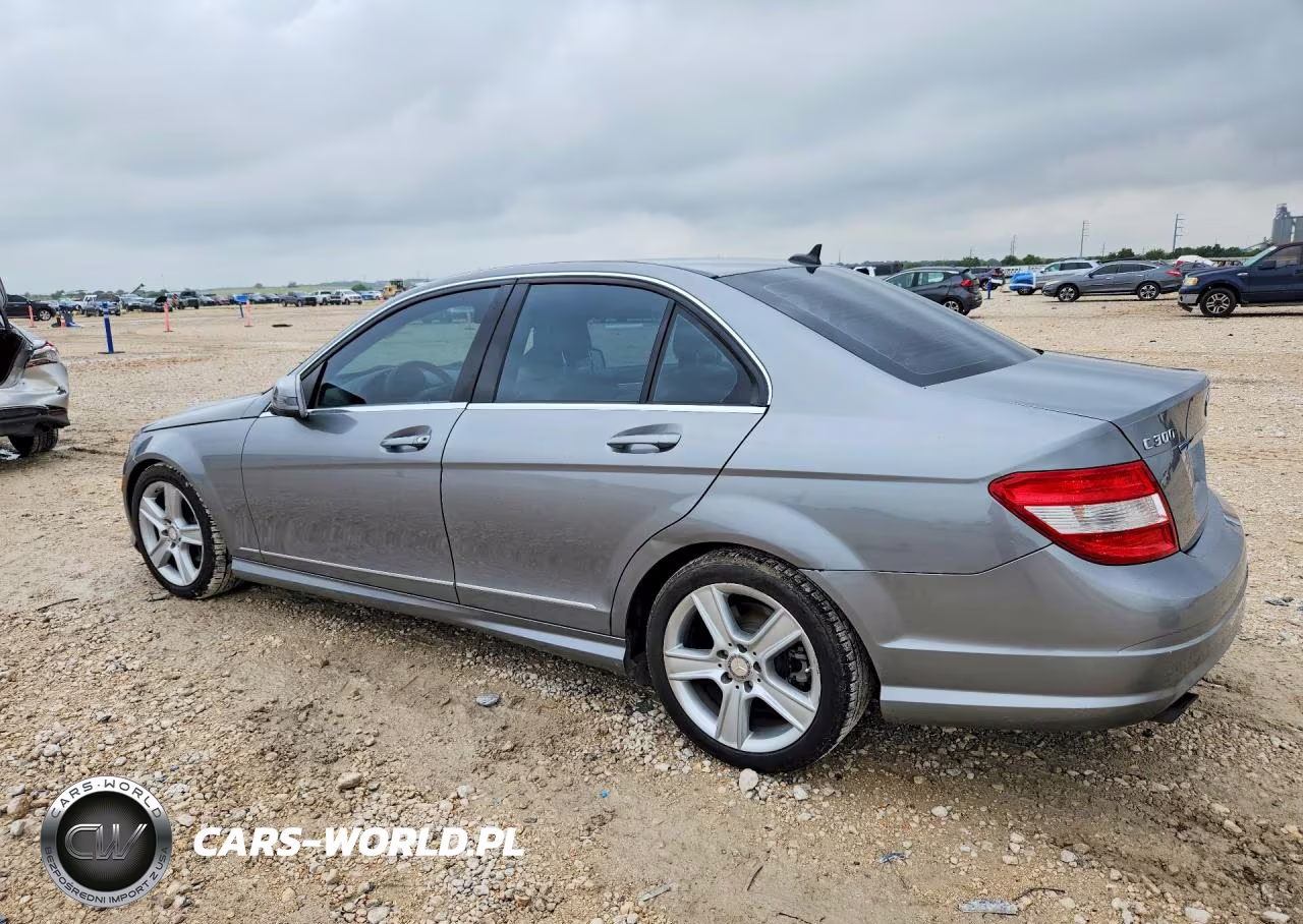 2011 Mercedes-Benz C 300 VIN:WDDGF5EB0BR184185 - 2