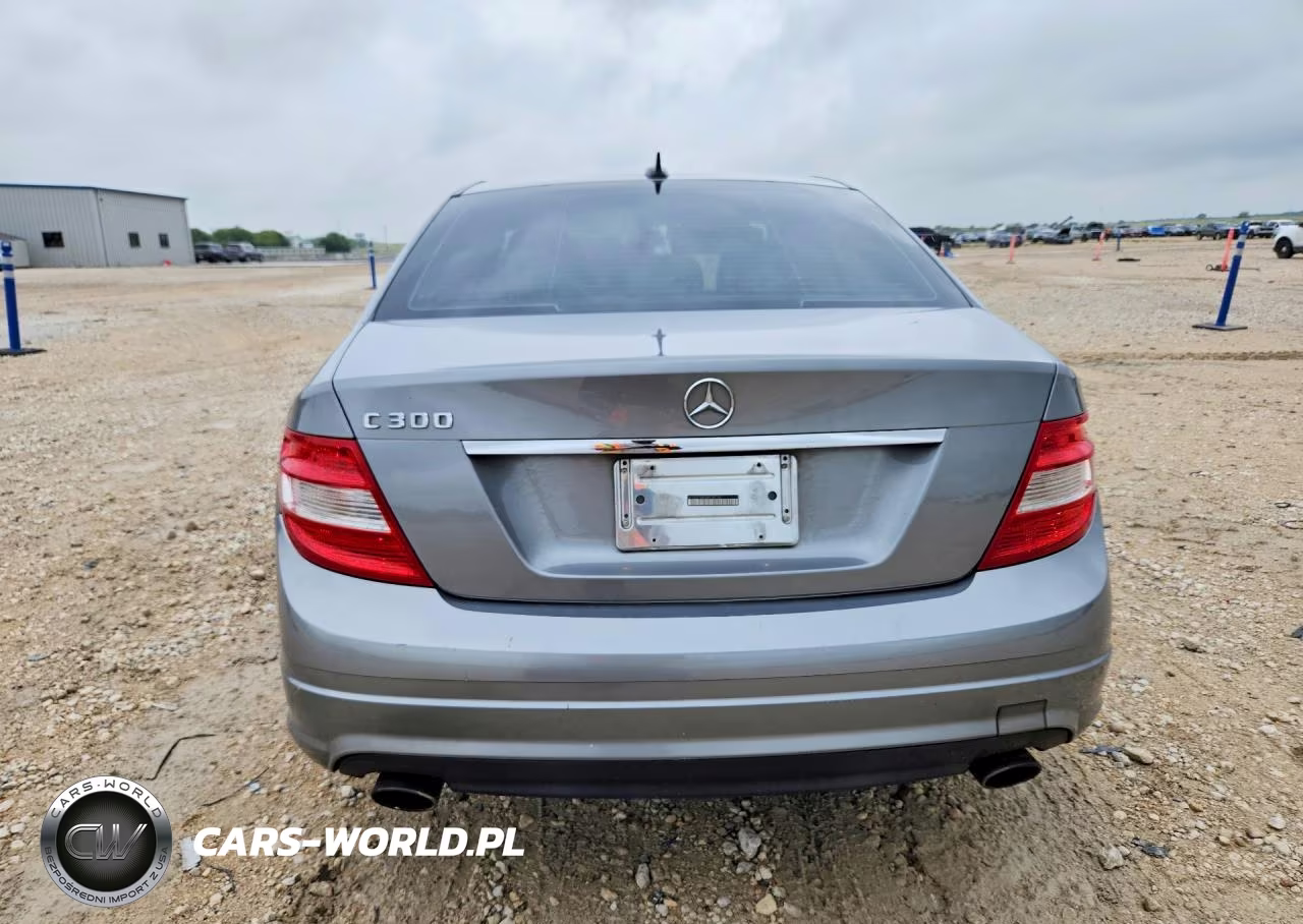 2011 Mercedes-Benz C 300 VIN:WDDGF5EB0BR184185 - 6
