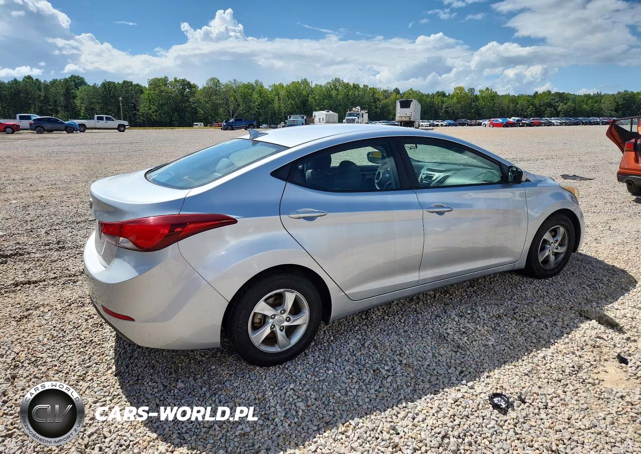 2014 Hyundai Elantra Se VIN:5NPDH4AE6EH477988 - 3