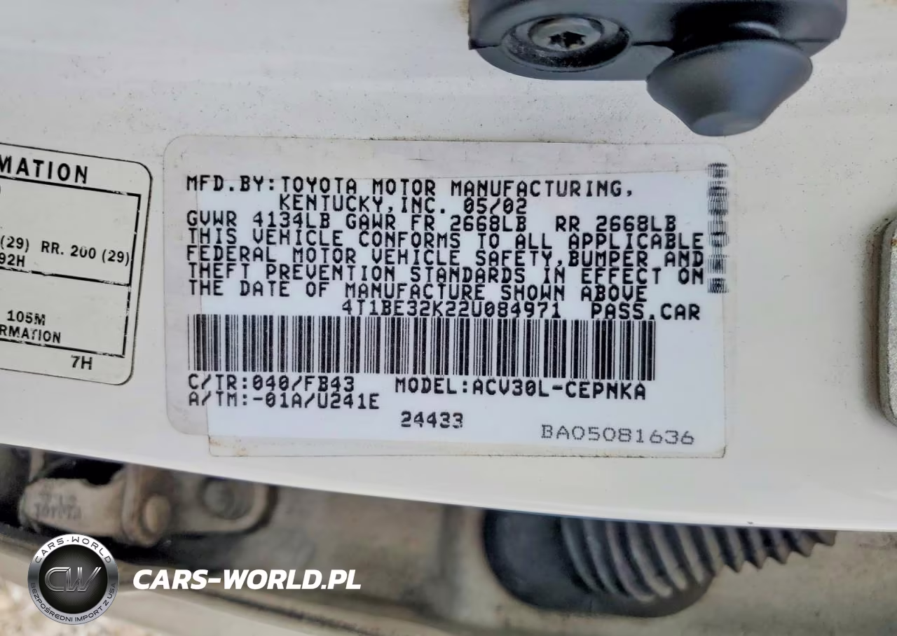 2002 Toyota Camry Le VIN:4T1BE32K22U084971 - 12