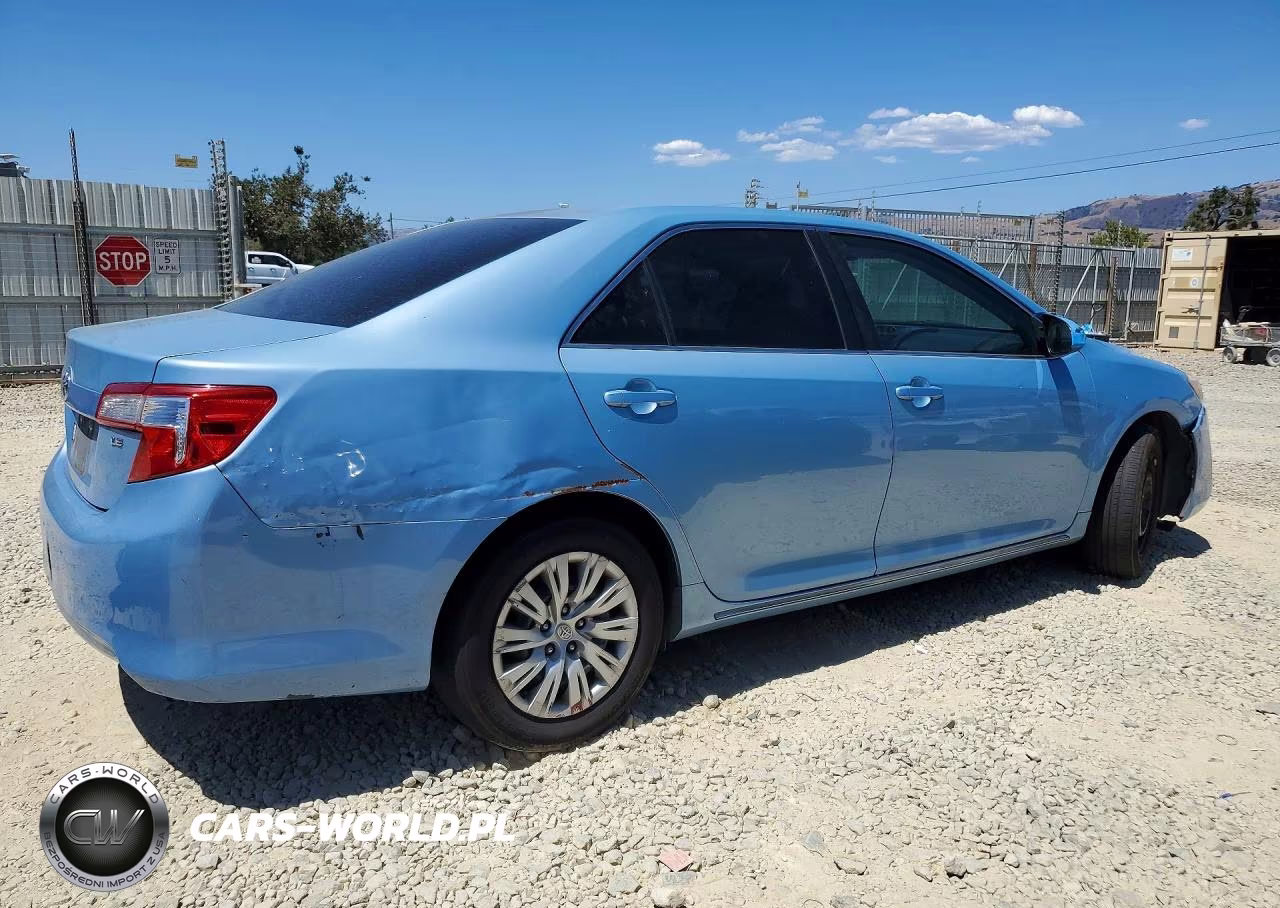 2012 Toyota Camry Le VIN:4T1BF1FKXCU564222 - 3