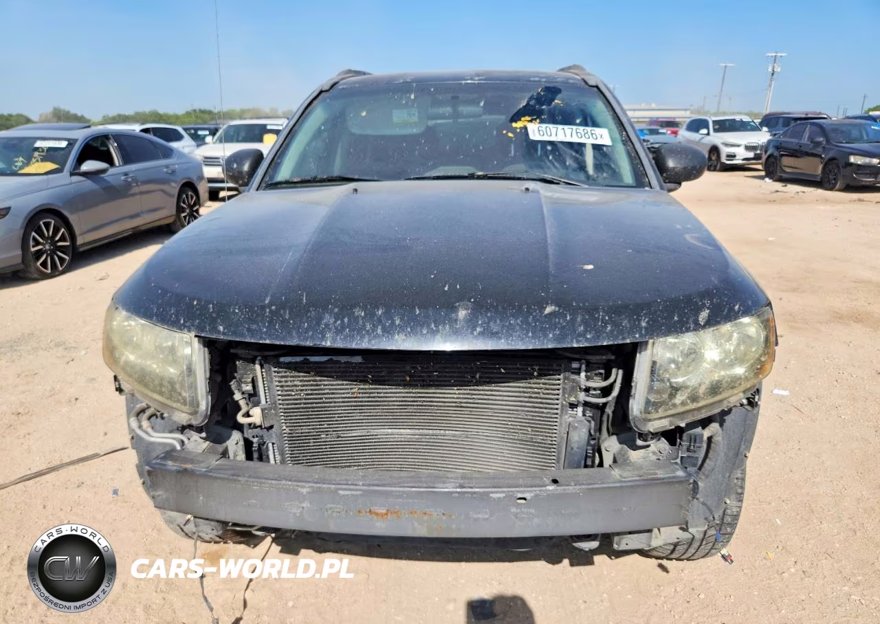 2013 Jeep Compass Latitude VIN:1C4NJCEB2DD237540 - 5