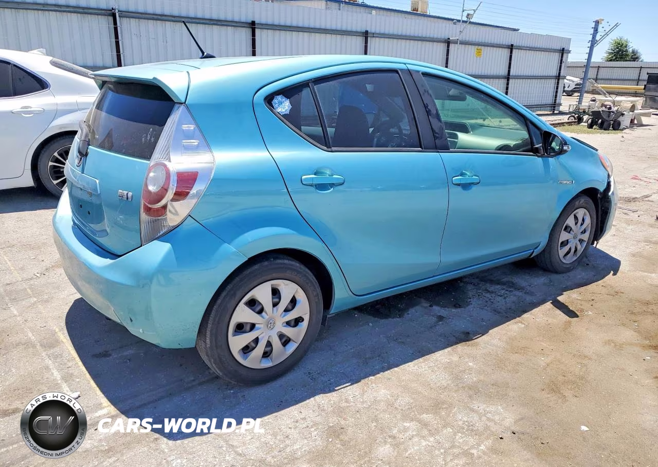 2012 Toyota Prius C Two VIN:JTDKDTB37C1011484 - 3