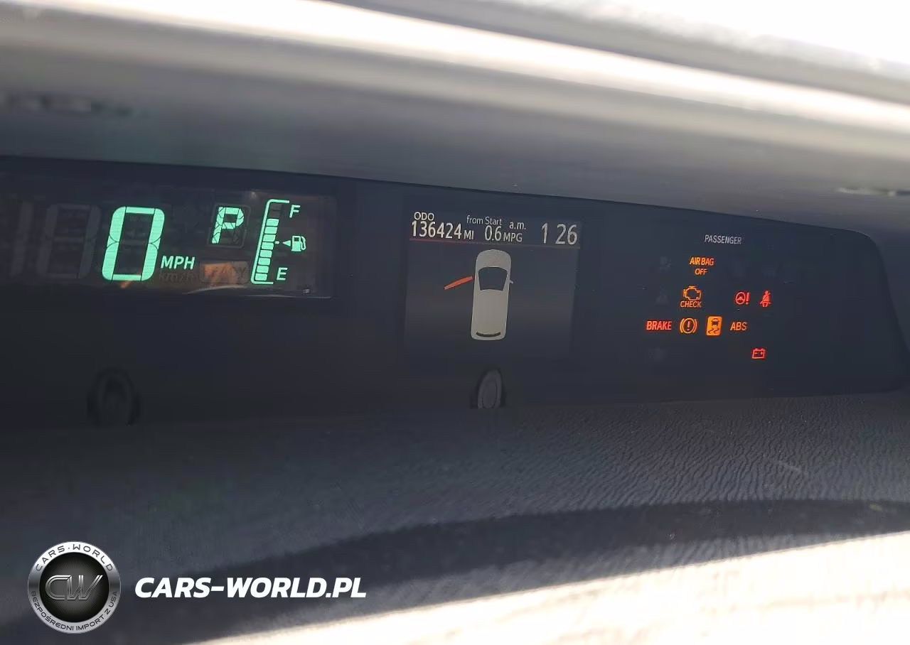 2012 Toyota Prius C Two VIN:JTDKDTB37C1011484 - 9