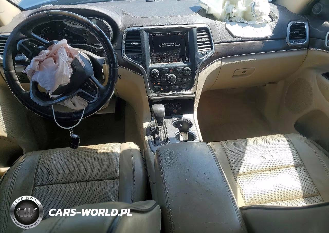 2018 Jeep Grand Cherokee Overland VIN:1C4RJFCG4JC179708 - 8