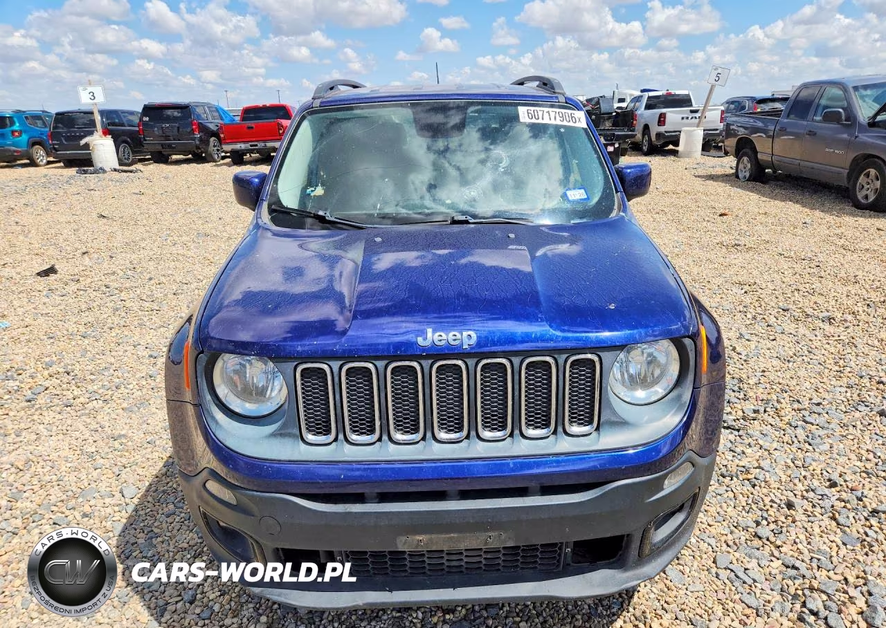 2016 Jeep Renegade Latitude VIN:ZACCJABT8GPC95604 - 5