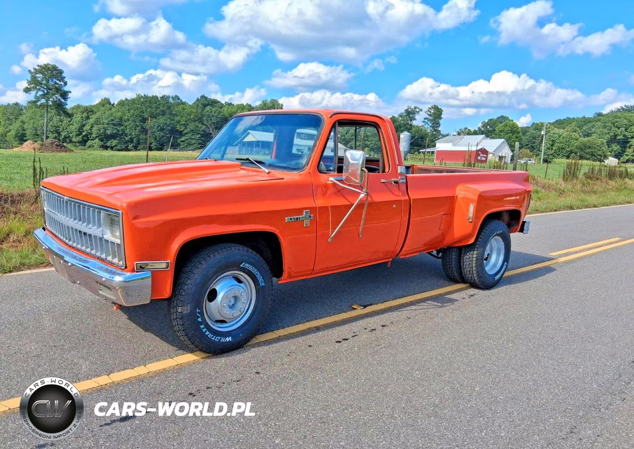 1981 Chevrolet C30 VIN:1GCHC34M0BB129355 - 2
