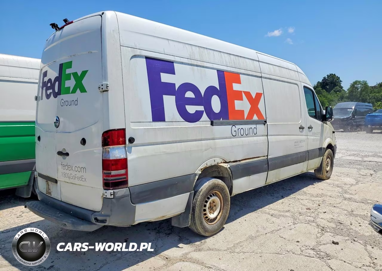 2014 Freightliner Sprinter 2500 Delivery Van VIN:WDYPE8DC4E5916083 - 3