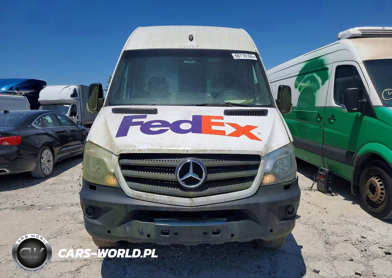 2014 Freightliner Sprinter 2500 Delivery Van VIN:WDYPE8DC4E5916083 - 5