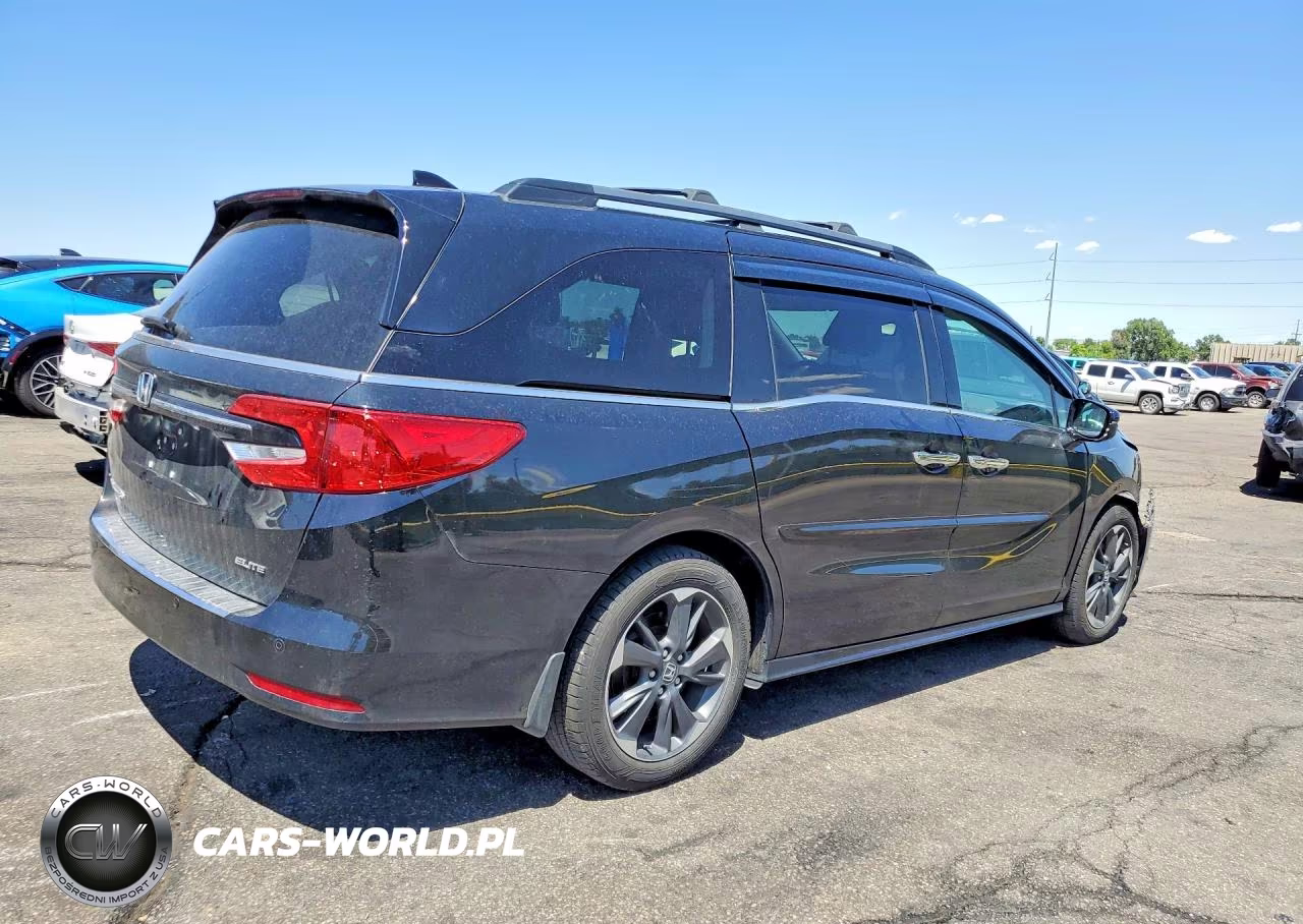 2022 Honda Odyssey Elite VIN:5FNRL6H92NB026886 - 3