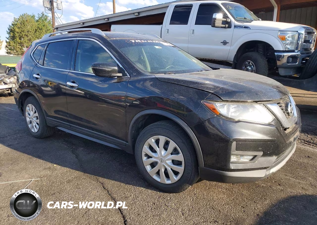 2017 Nissan Rogue S VIN:JN8AT2MV6HW251387 - 4