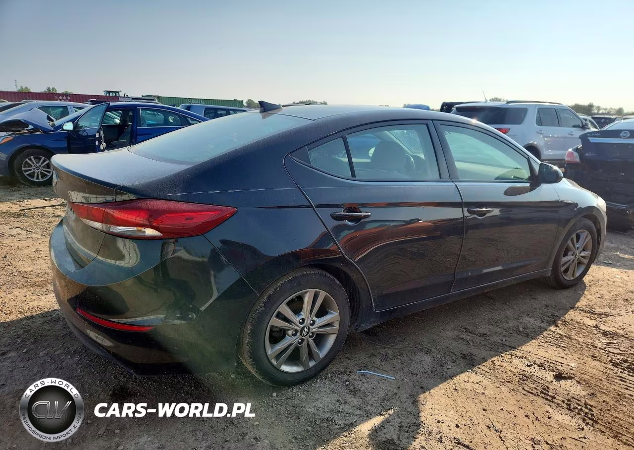 2018 Hyundai Elantra Value Edition VIN:5NPD84LF4JH400830 - 3