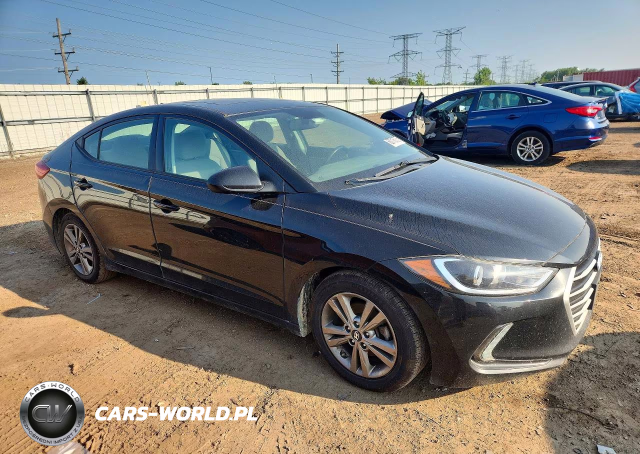 2018 Hyundai Elantra Value Edition VIN:5NPD84LF4JH400830 - 4