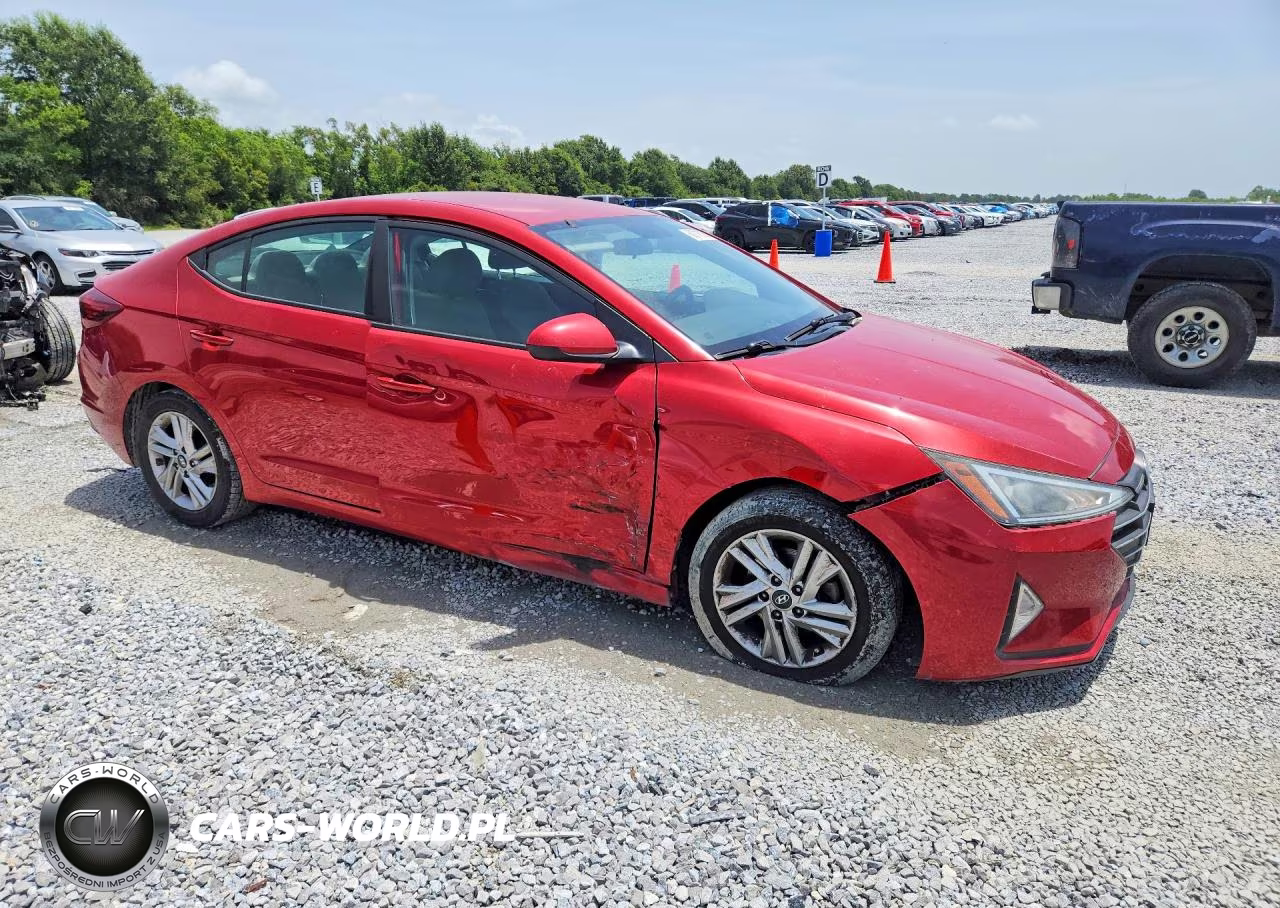 2019 Hyundai Elantra Se VIN:5NPD74LF0KH496749 - 4