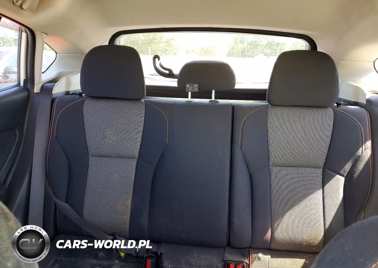 2019 Subaru Crosstrek Premium VIN:JF2GTAEC8K8294011 - 10
