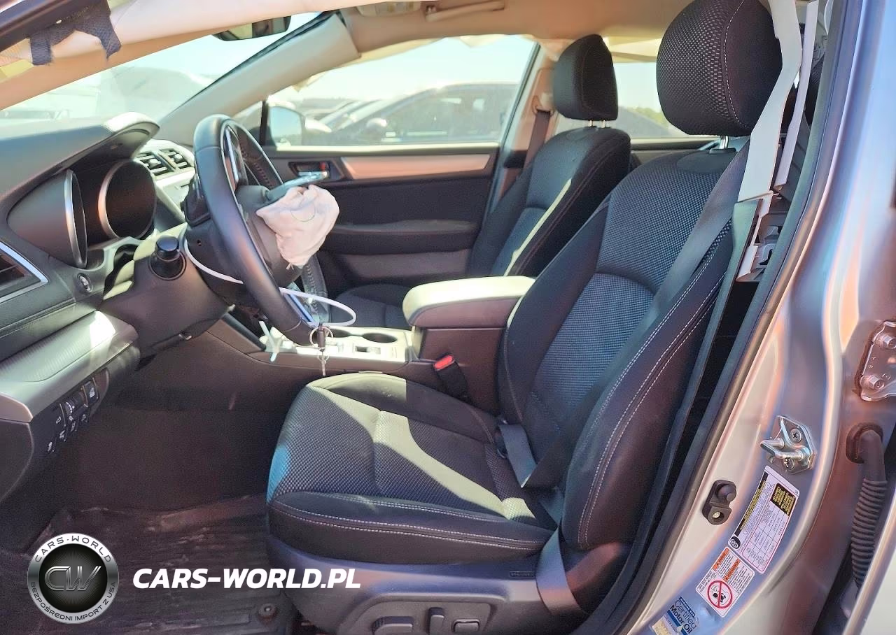 2019 Subaru Outback 2.5I Premium VIN:4S4BSAFCXK3207289 - 7