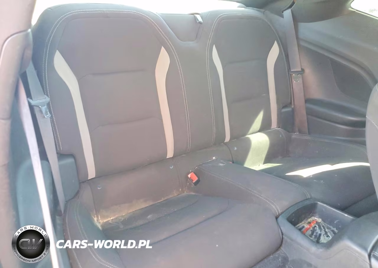 2018 Chevrolet Camaro Lt VIN:1G1FB1RX1J0147142 - 10